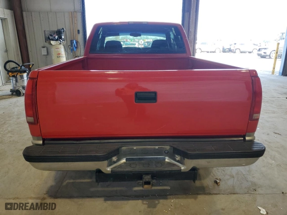 1998 Chevrolet C/K 1500 with VIN 2GCEC19R9W1191564, listed as a Copart auction lot 44937265 with 165,053 mi miles and Clean Title. Bid and sale history available at carsss.com. Image 6.