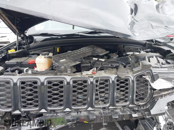 2022 Jeep Grand Cherokee Limited z VIN 1C4RJKBG1N8562136, wystawiony jako IAAI lot #42368262 z przebiegiem 28 136 mil mil oraz . Historia ofert i sprzedaży dostępna na DreamBid. Obrazek 10.