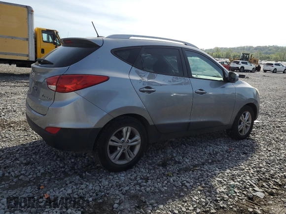 2013 Hyundai Tucson GLS with VIN KM8JU3AC4DU742026, listed as a Copart auction lot 54589255 with 251,661 mi miles and Clean Title. Bid and sale history available at carsss.com. Image 3.