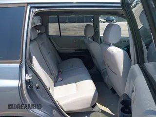 2005 Toyota Highlander z VIN JTEGD21AX50118405, wystawiony jako IAAI lot #42458352 z przebiegiem 198 770 mil mil oraz . Historia ofert i sprzedaży dostępna na DreamBid. Obrazek 8.