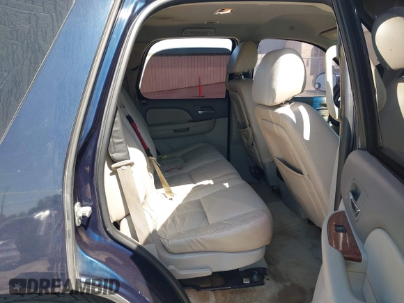 2007 Chevrolet Tahoe LTZ with VIN 1GNFC13017R285839, listed as a IAAI auction lot 42002091 with 210,039 mi miles and . Bid and sale history available at DreamBid. Image 8.