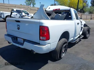 2014 Ram 1500 Express z VIN 1C6RR6FT7ES429351, wystawiony jako IAAI lot #42261164 z przebiegiem Nie podano mil oraz . Historia ofert i sprzedaży dostępna na DreamBid. Obrazek 4.