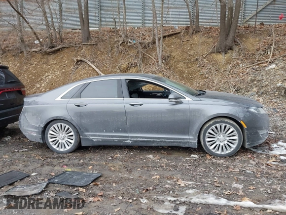 2015 Lincoln MKZ with VIN 3LN6L2J97FR616714, listed as a IAAI auction lot 41664184 with 116,495 mi miles and . Bid and sale history available at DreamBid. Image 13.