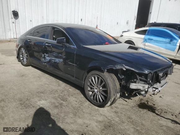 2014 Mercedes-Benz CLS-Class CLS 550 with VIN WDDLJ9BBXEA108629, listed as a Copart auction lot 45665805 with 70,258 mi miles and Clean Title. Bid and sale history available at carsss.com. Image 4.