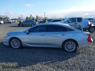 2020 Toyota Avalon Limited with VIN 4T1DZ1FB2LU053877, listed as a IAAI auction lot 41725361 with 24,552 mi miles. Bid and sale history available at carsss.com. Image 15.