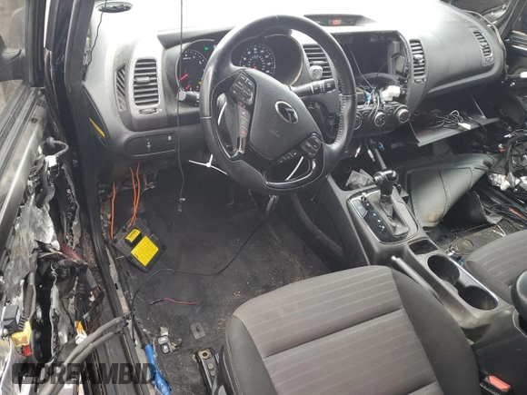 2017 Kia Forte S with VIN 3KPFL4A72HE040376, listed as a Copart auction lot 80709694 with 57,982 mi miles and Clean Title. Bid and sale history available at DreamBid. Image 8.