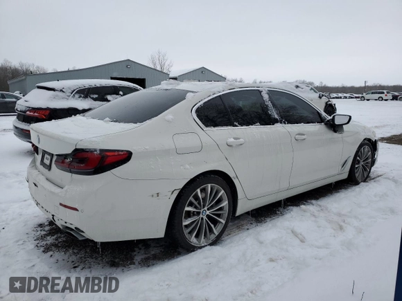 2022 BMW 5 Series 530i xDrive with VIN WBA13BJ04NCK71538, listed as a Copart auction lot 41398115 with 98,359 mi miles and Clean Title. Bid and sale history available at carsss.com. Image 3.