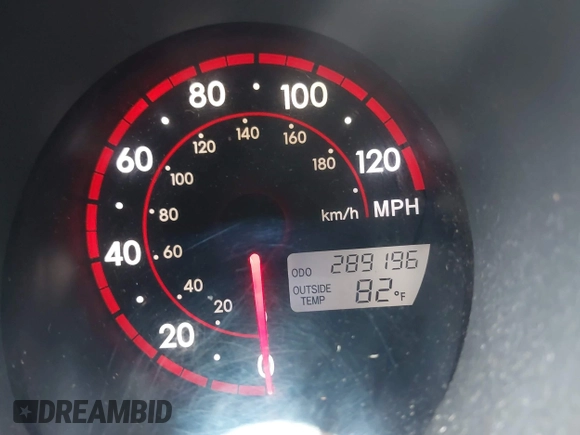 2006 Toyota Matrix STD with VIN 2T1KR30E76C617471, listed as a IAAI auction lot 42151647 with 289,196 mi miles and . Bid and sale history available at carsss.com. Image 7.