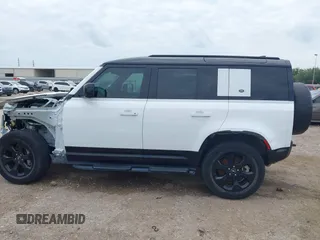 2023 Land Rover Defender X-Dynamic SE с VIN SALE27EUXP2114986, выставлен на аукционе IAAI как лот 42302857 с пробегом 29 384 миль миль и . История ставок и продаж доступна на DreamBid. Изображение 15.