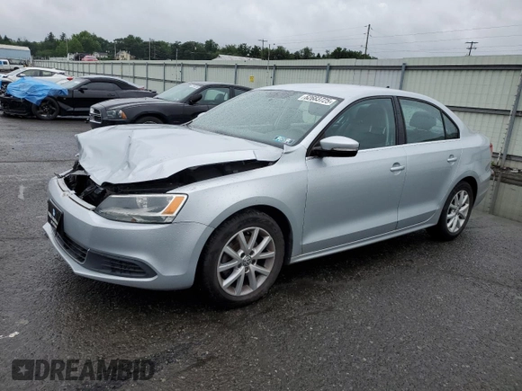 2013 Volkswagen Jetta SE with VIN 3VWDP7AJ9DM448489, listed as a Copart auction lot 62683725 with 178,931 mi miles and Salvage title. Bid and sale history available at DreamBid. Image 1.