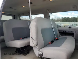 2014 Ford Econoline Passenger XL z VIN 1FBNE3BL1EDA65640, wystawiony jako Copart lot #81327264 z przebiegiem 30 286 mil mil oraz Szkody całkowita. Historia ofert i sprzedaży dostępna na DreamBid. Obrazek 11.
