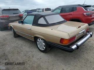 1984 Mercedes-Benz 380 380SL with VIN WDBBA45AXEA009528, listed as a Copart auction lot 75636624 with 82,614 mi miles and Salvage Title. Bid and sale history available at carsss.com. Image 2.