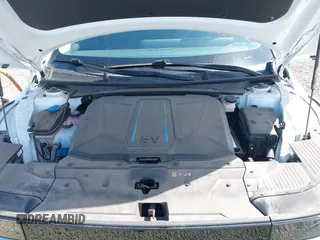 2023 Hyundai Ioniq 5 SEL with VIN KM8KNDAF2PU147407, listed as a IAAI auction lot 42188934 with 22,647 mi miles and . Bid and sale history available at DreamBid. Image 10.