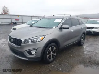 2016 Kia Sorento EX with VIN 5XYPH4A51GG079840, listed as a IAAI auction lot 40940487 with 183,604 mi miles. Bid and sale history available at carsss.com. Image 17.