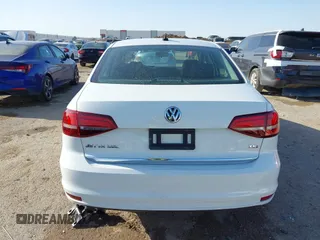 2017 Volkswagen Jetta SEL z VIN 3VWL17AJ0HM258163, wystawiony jako IAAI lot #41853477 z przebiegiem 48 243 mil mil oraz . Historia ofert i sprzedaży dostępna na DreamBid. Obrazek 16.