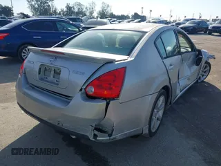 2008 Nissan Maxima 3.5 SL with VIN 1N4BA41E58C825247, listed as a IAAI auction lot 41599137 with 186,755 mi miles. Bid and sale history available at carsss.com. Image 4.