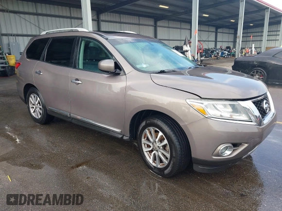 2013 Nissan Pathfinder SV with VIN 5N1AR2MNXDC627266, listed as a IAAI auction lot 42284429 with 163,910 mi miles and . Bid and sale history available at DreamBid. Image 1.