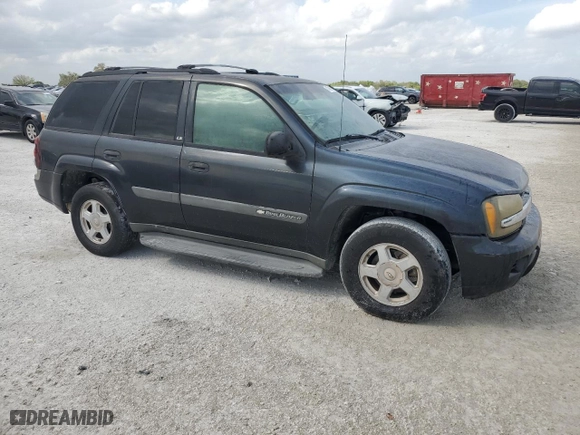 2003 Chevrolet TrailBlazer LS with VIN 1GNDS13S432290600, listed as a Copart auction lot 47799975 with 183,311 mi miles and Clean Title. Bid and sale history available at carsss.com. Image 4.
