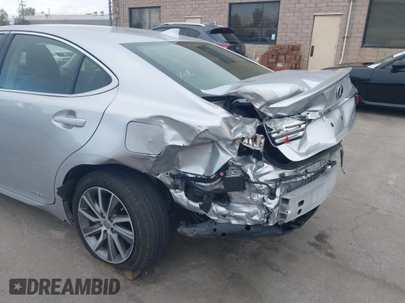 2016 Lexus ES 300h with VIN JTHBW1GG6G2118339, listed as a IAAI auction lot 41910352 with 73,184 mi miles and . Bid and sale history available at DreamBid. Image 6.