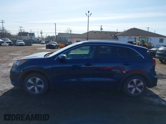 2018 Kia Niro LX with VIN KNDCB3LCXJ5117068, listed as a IAAI auction lot 41784164 with 88,859 mi miles. Bid and sale history available at carsss.com. Image 14.