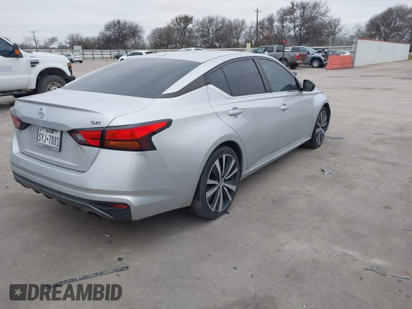 2020 Nissan Altima 2.5 SR with VIN 1N4BL4CV7LC203443, listed as a IAAI auction lot 41609125 with 78,195 mi miles. Bid and sale history available at carsss.com. Image 4.