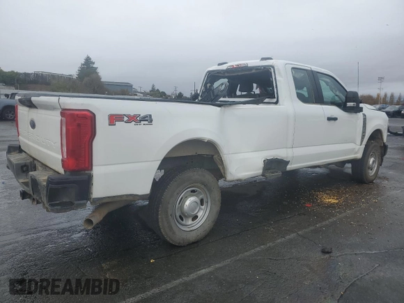 2023 Ford F-250 XL с VIN 1FT7X2BA7PED73688, выставлен на аукционе Copart как лот 81195454 с пробегом Не указан миль и На запчасти • Non repairable. История ставок и продаж доступна на DreamBid. Изображение 3.
