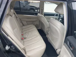 2010 Subaru Outback Premium All-Weather Anniversary z VIN 4S4BRBCC7A3349037, wystawiony jako IAAI lot #42100672 z przebiegiem 192 138 mil mil oraz . Historia ofert i sprzedaży dostępna na DreamBid. Obrazek 8.