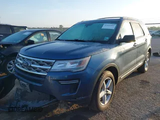 2018 Ford Explorer XLT z VIN 1FM5K7D85JGA11962, wystawiony jako IAAI lot #42049582 z przebiegiem 104 411 mil mil oraz . Historia ofert i sprzedaży dostępna na DreamBid. Obrazek 17.