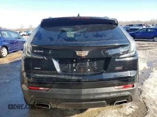2020 Cadillac XT4 AWD Sport with VIN 1GYFZFR48LF004642, listed as a Copart auction lot 89088095 with 120,463 mi miles and Salvage title. Bid and sale history available at DreamBid. Image 6.
