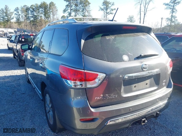 2015 Nissan Pathfinder Platinum with VIN 5N1AR2MM9FC619248, listed as a IAAI auction lot 41818038 with 128,071 mi miles. Bid and sale history available at carsss.com. Image 3.
