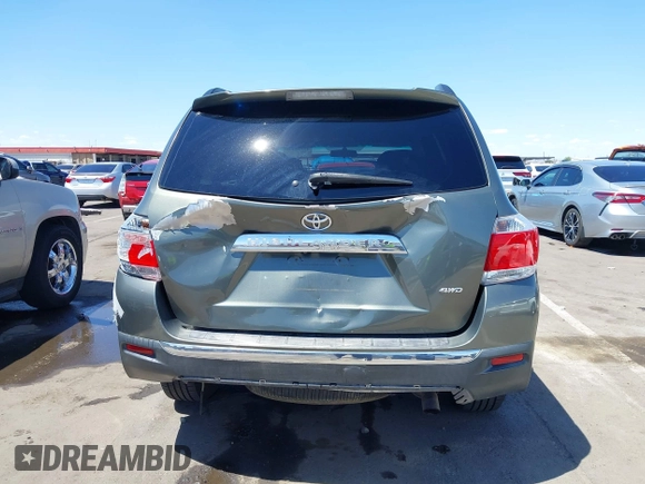 2012 Toyota Highlander with VIN 5TDBK3EHXCS130906, listed as a IAAI auction lot 42228273 with 89,749 mi miles and . Bid and sale history available at DreamBid. Image 6.