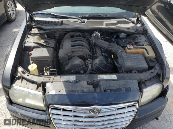 2008 Chrysler 300 LX with VIN 2C3KA43R88H307676, listed as a Copart auction lot 50551575 with 173,476 mi miles and Salvage Title. Bid and sale history available at carsss.com. Image 11.