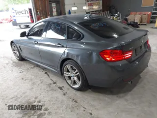 2017 BMW 4 Series 440i xDrive z VIN WBA4E5C52HG188740, wystawiony jako IAAI lot #42370465 z przebiegiem 113 392 mil mil oraz . Historia ofert i sprzedaży dostępna na DreamBid. Obrazek 3.