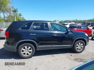 2011 Kia Sorento LX with VIN 5XYKT3A12BG033992, listed as a IAAI auction lot 41832461 with 175,808 mi miles. Bid and sale history available at carsss.com. Image 13.