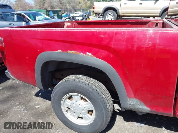 2005 Chevrolet Colorado LS Z71 with VIN 1GCDT196058222276, listed as a IAAI auction lot 42136363 with 999,999 mi miles. Bid and sale history available at carsss.com. Image 12.