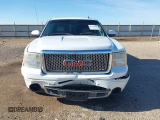 2008 GMC Sierra Denali z VIN 2GTEK638781279676, wystawiony jako IAAI lot #42124705 z przebiegiem 136 823 mil mil oraz . Historia ofert i sprzedaży dostępna na DreamBid. Obrazek 12.