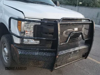 2017 Ford F-350 with VIN 1FT7X3B62HEE09676, listed as a IAAI auction lot 42727709 with 154,269 mi miles and . Bid and sale history available at DreamBid. Image 38.