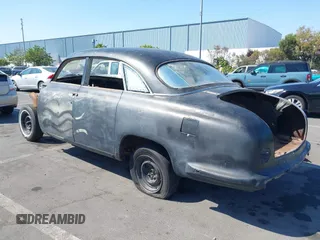 1950 Lincoln Continental z VIN 00000000000000000, wystawiony jako IAAI lot #37129594 z przebiegiem Nie podano mil oraz . Historia ofert i sprzedaży dostępna na DreamBid. Obrazek 3.