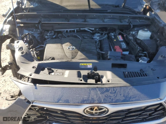 2023 Toyota Highlander L with VIN 5TDKDRBH9PS096125, listed as a Copart auction lot 42003215 with 39,440 mi miles and Salvage Title. Bid and sale history available at carsss.com. Image 13.