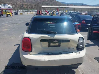2016 MINI Hardtop 4 Door with VIN WMWXU1C56G2D10605, listed as a IAAI auction lot 42411431 with 35,367 mi miles and . Bid and sale history available at DreamBid. Image 15.