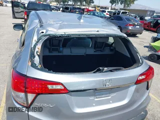 2022 Honda HR-V LX with VIN 3CZRU5H36NM702801, listed as a IAAI auction lot 42499026 with 33,415 mi miles and . Bid and sale history available at DreamBid. Image 6.
