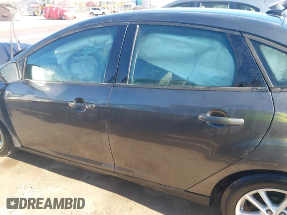 2016 Ford Focus SE with VIN 1FADP3F26GL233564, listed as a IAAI auction lot 42083597 with 153,404 mi miles and . Bid and sale history available at DreamBid. Image 15.