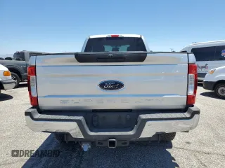 2019 Ford F-350 XL with VIN 1FT8X3BT0KEE13291, listed as a Copart auction lot 62368685 with 114,389 mi miles and Salvage title. Bid and sale history available at DreamBid. Image 10.