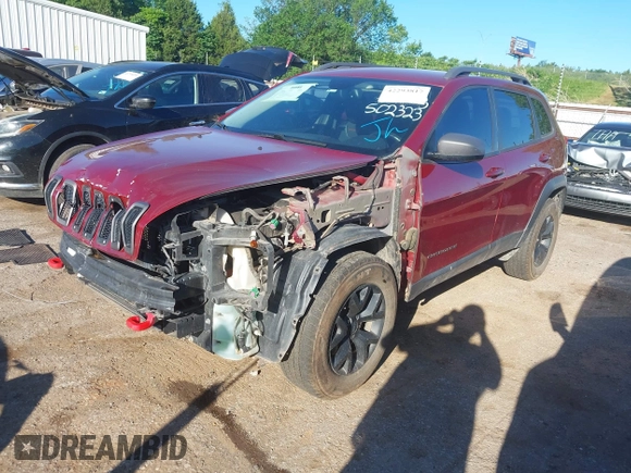 2017 Jeep Cherokee Trailhawk z VIN 1C4PJMBS9HW502323, wystawiony jako IAAI lot #42293817 z przebiegiem 153 127 mil mil oraz . Historia ofert i sprzedaży dostępna na DreamBid. Obrazek 17.