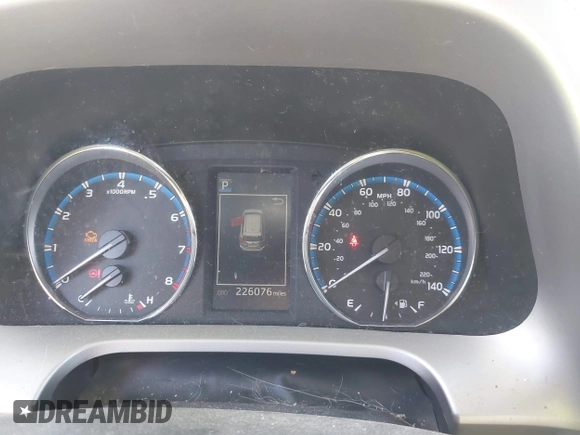 2016 Toyota RAV4 XLE z VIN 2T3RFREV2GW518664, wystawiony jako IAAI lot #42499525 z przebiegiem 226 076 mil mil oraz . Historia ofert i sprzedaży dostępna na DreamBid. Obrazek 7.
