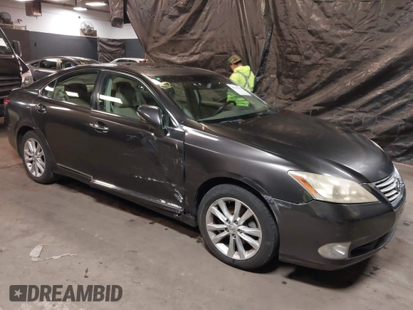 2010 Lexus ES 330 with VIN JTHBK1EG2A2412570, listed as a IAAI auction lot 41433767 with 116,094 mi miles and . Bid and sale history available at DreamBid. Image 1.