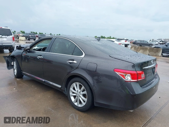 2011 Lexus ES 330 with VIN JTHBK1EG7B2450409, listed as a IAAI auction lot 42481391 with Not provided miles and . Bid and sale history available at DreamBid. Image 3.