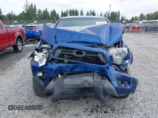 2015 Toyota Tacoma with VIN 3TMLU4EN1FM186747, listed as a IAAI auction lot 42493658 with 104,100 mi miles and . Bid and sale history available at DreamBid. Image 12.