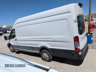 2023 Ford Transit Cargo z VIN 1FTBW3X84PKB21441, wystawiony jako Copart lot #54926995 z przebiegiem 56 038 mil mil oraz Szkoda całkowita • Salvage title. Historia ofert i sprzedaży dostępna na DreamBid. Obrazek 2.