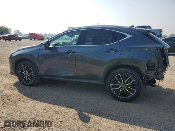 2022 Lexus NX 350 Premium z VIN 2T2GGCEZ6NC004338, wystawiony jako Copart lot #61669895 z przebiegiem 41 650 mil mil oraz Czysty tytuł • Clean title. Historia ofert i sprzedaży dostępna na DreamBid. Obrazek 2.